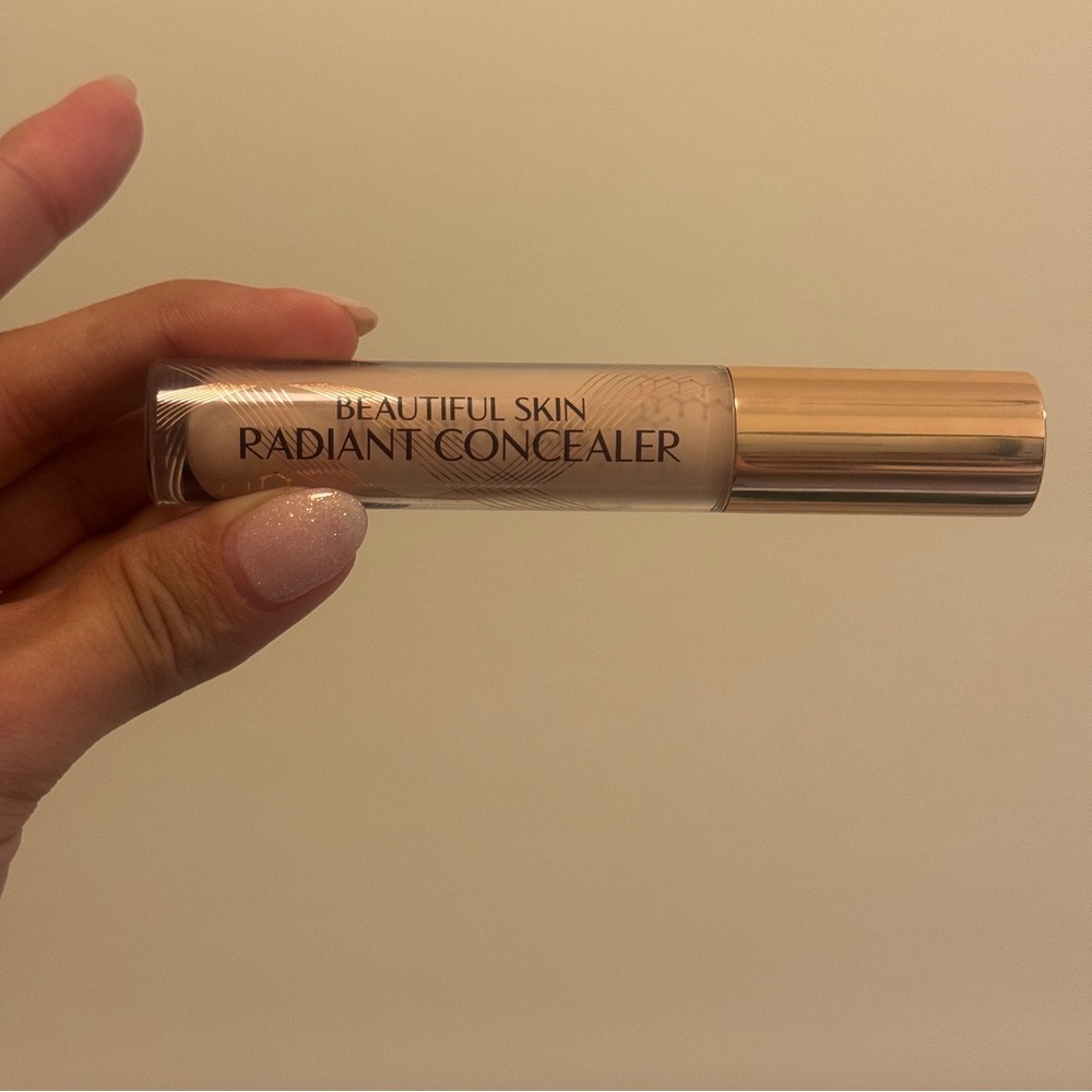 Charlotte Tilbury Beautiful Skin Medium to Full Coverage Radiant Concealer Fair